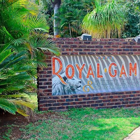 Royal Game Guest House Пхалаборва Экстерьер фото
