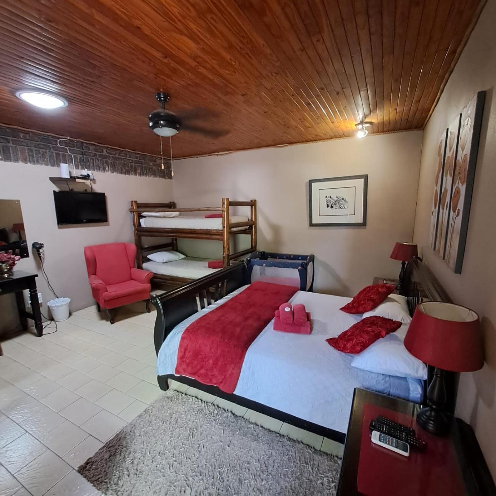 Royal Game Guest House Пхалаборва Экстерьер фото