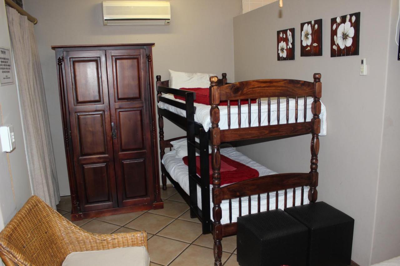 Royal Game Guest House Пхалаборва Экстерьер фото