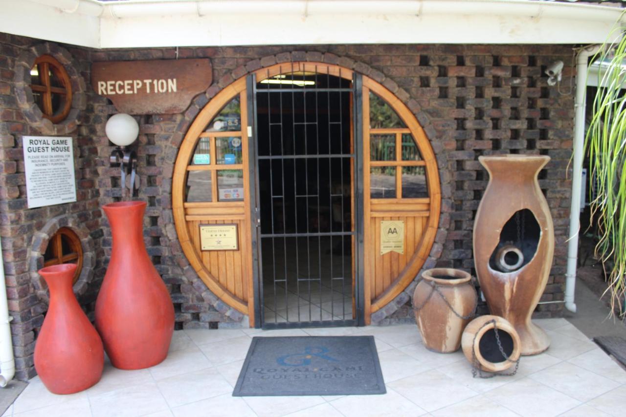 Royal Game Guest House Пхалаборва Экстерьер фото
